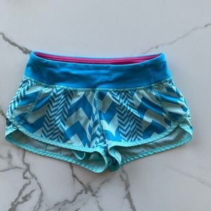 Ivivva by Lululemon Speedy Shorts, blue, girls size 10, great condition